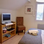 Et Salon Sur La Loire A Velo Guest house