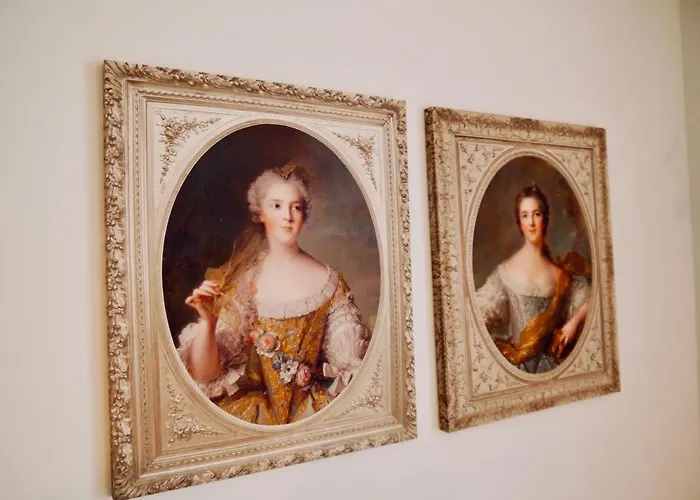 Et Salon Sur La Loire A Velo Maison d'hôtes